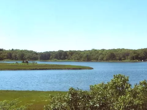 233 Shore Rd, Bourne, MA 02532 photo 2