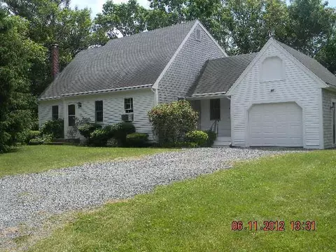 4 Olde Forge Ln, Bourne, MA 02532 photo 1