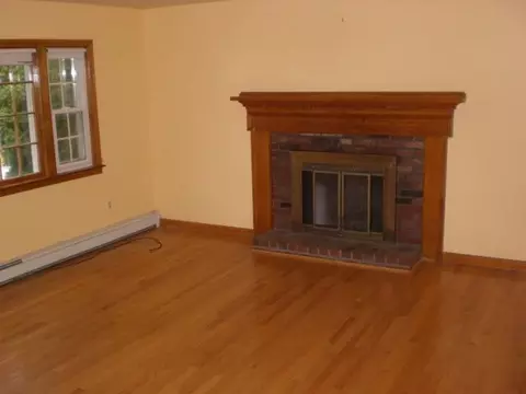 19 Butternut Cir, Cotuit, MA 02635 photo 4