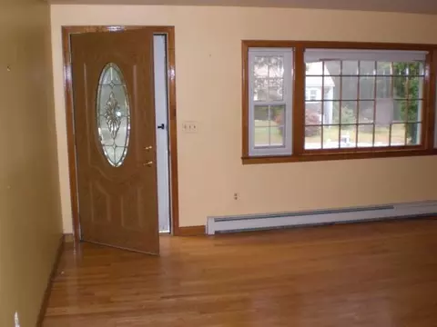 19 Butternut Cir, Cotuit, MA 02635 photo 3