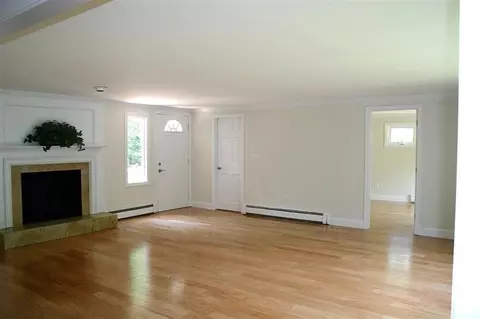 38 Leonard Rd, Hyannis, MA 02601 photo 15