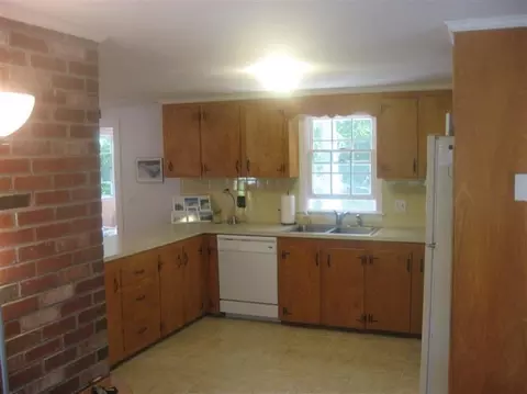 120 Sterling Rd, Hyannis, MA 02601 photo 8