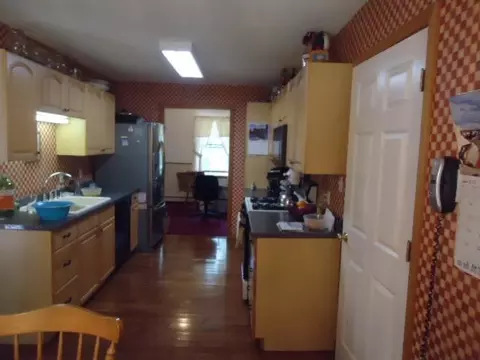 308 Hooppole Rd, Mashpee, MA 02649 photo 8