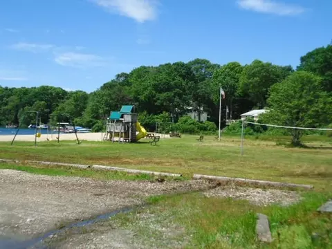 308 Hooppole Rd, Mashpee, MA 02649 photo 28