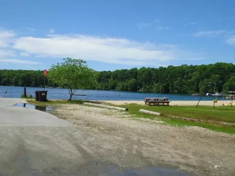 308 Hooppole Rd, Mashpee, MA 02649 photo 29