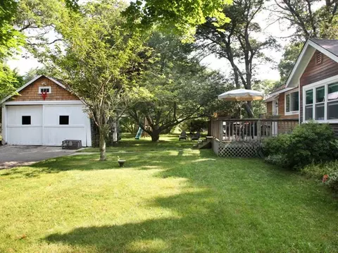 2064 Main St, Marstons Mills, MA 02648 photo 3