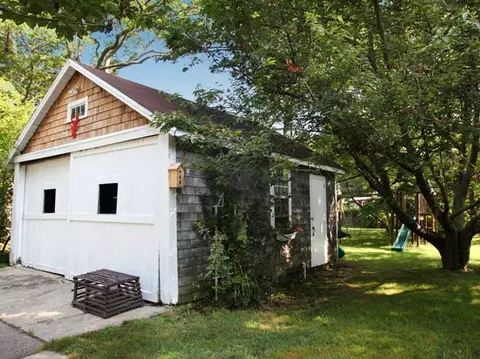 2064 Main St, Marstons Mills, MA 02648 photo 8