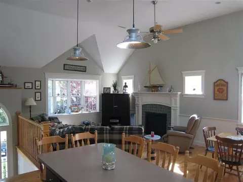 11 Nehoiden Rd, Mashpee, MA 02649 photo 2
