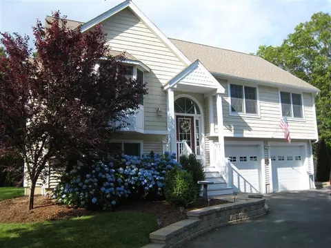 11 Nehoiden Rd, Mashpee, MA 02649 photo 9