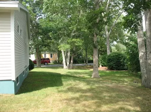 8 Twenty-first St, Wareham, MA 02558 photo 3