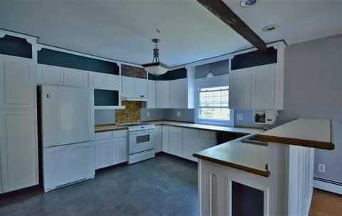 60 Pine St, West Barnstable, MA 02668 photo 5