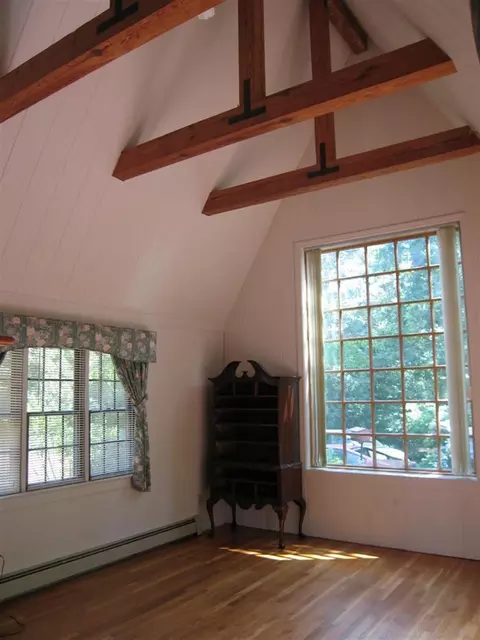 84 Ridge Rd, West Barnstable, MA 02668 photo 4