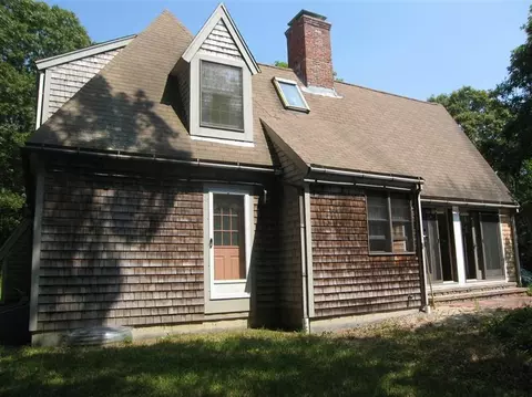 84 Ridge Rd, West Barnstable, MA 02668 photo 2