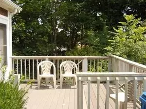 611 Main St, Centerville, MA 02632 photo 2