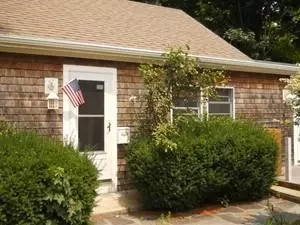 611 Main St, Centerville, MA 02632 photo 1