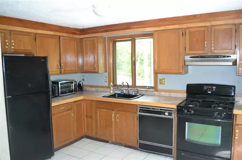 43 Suomi Rd, Hyannis, MA 02601 photo 3
