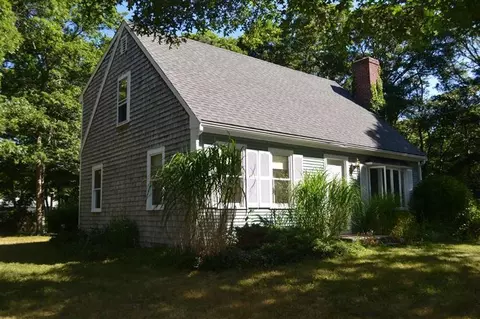 43 Suomi Rd, Hyannis, MA 02601 photo 1