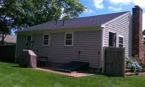 137 Megan Rd, Hyannis, MA 02601 photo 4