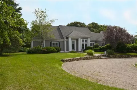 1480 S County Rd, Osterville, MA 02655 photo 1