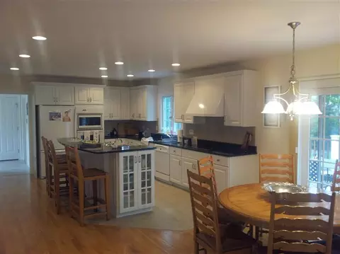 47 Spinnaker Dr, Mashpee, MA 02649 photo 9