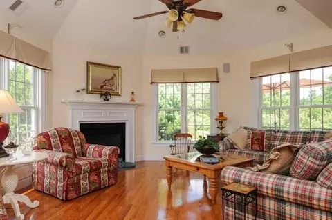 73 Taurus Dr, Mashpee, MA 02649 photo 10