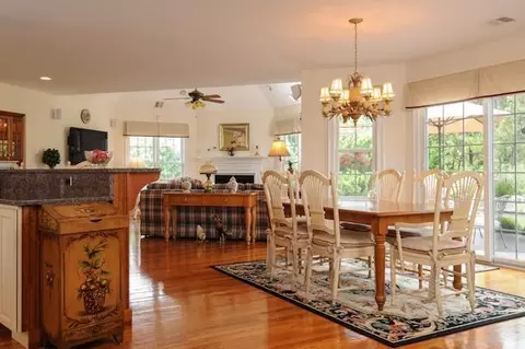 73 Taurus Dr, Mashpee, MA 02649 photo 9