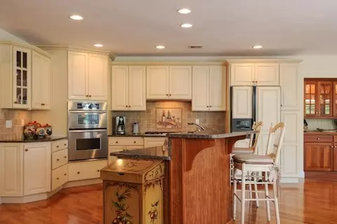 73 Taurus Dr, Mashpee, MA 02649 photo 8