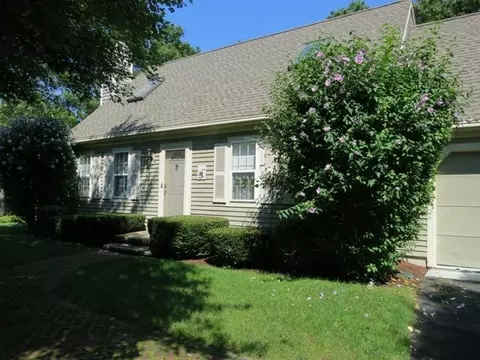 28 Sewall Dr, Mashpee, MA 02649 photo 3