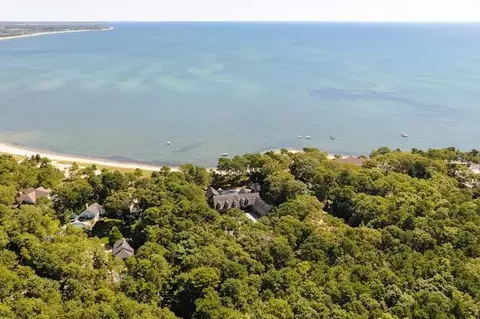 70 Vineyard Rd, Cotuit, MA 02635 photo 1