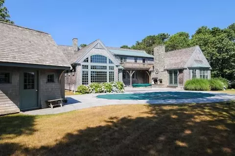 70 Vineyard Rd, Cotuit, MA 02635 photo 4