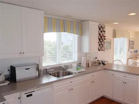 20 Thaxter Ln, Edgartown, MA 02539 photo 12