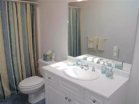 20 Thaxter Ln, Edgartown, MA 02539 photo 16