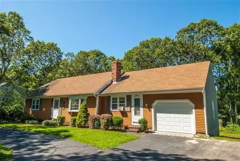 241 Gleneagle Dr, Centerville, MA 02632 photo 1