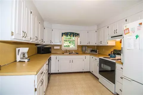 241 Gleneagle Dr, Centerville, MA 02632 photo 6