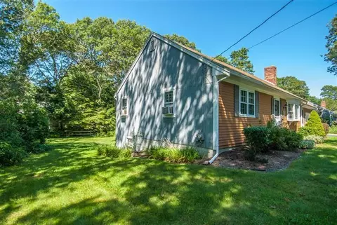 241 Gleneagle Dr, Centerville, MA 02632 photo 3