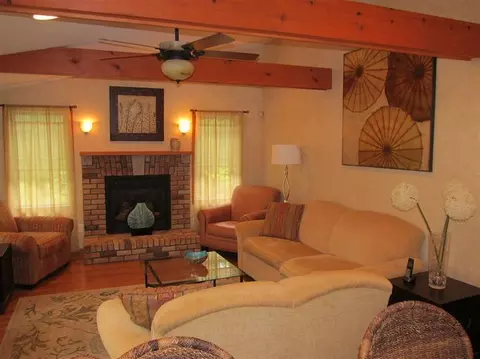 3 Mayflower Ln, East Wareham, MA 02538 photo 8