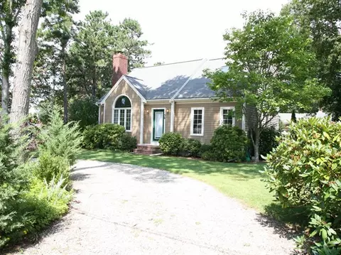 36 Cedar Point Dr, Pocasset, MA 02559 photo 1