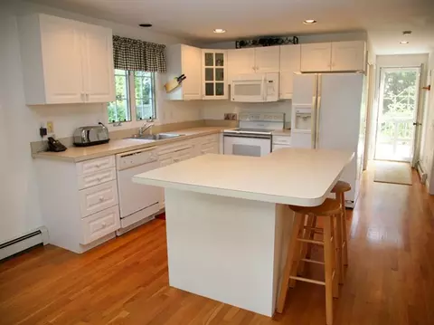 36 Cedar Point Dr, Pocasset, MA 02559 photo 9