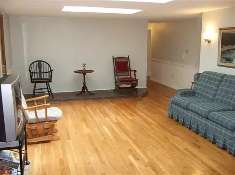 18 Tanager Rd, Hyannis, MA 02601 photo 2
