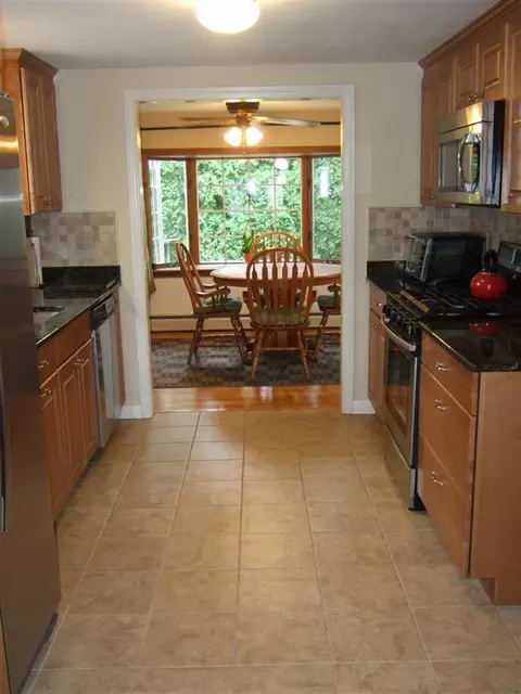 18 Tanager Rd, Hyannis, MA 02601 photo 12