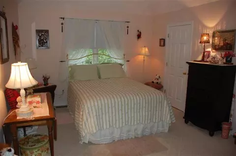 75 Cove Rd, Mashpee, MA 02649 photo 9