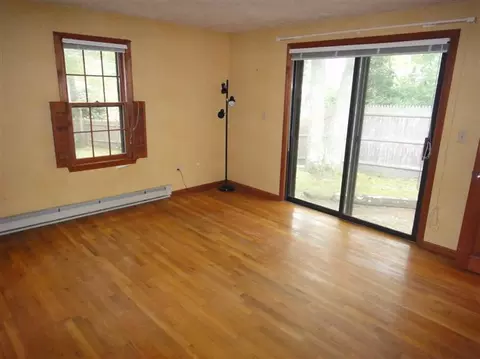 27 Cedar St, Cotuit, MA 02635 photo 9