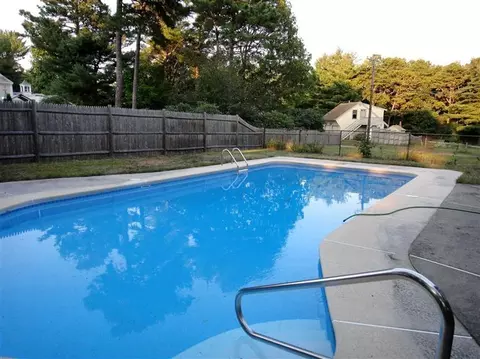 27 Cedar St, Cotuit, MA 02635 photo 17