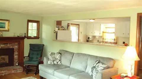 2 Timberlane Dr, Mashpee, MA 02649 photo 9