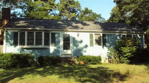 2 Timberlane Dr, Mashpee, MA 02649 photo 2