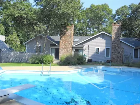 156 Hooppole Rd, Mashpee, MA 02649 photo 3