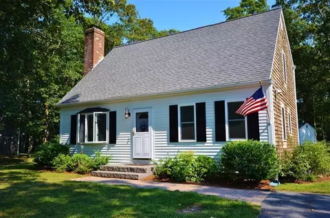 9 James Cir, Mashpee, MA 02649 photo 1