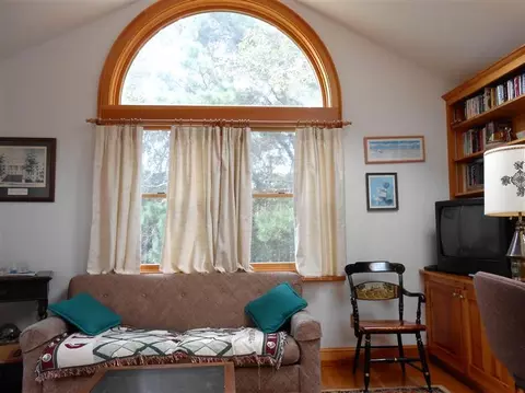 25 Grove St, Cotuit, MA 02635 photo 9