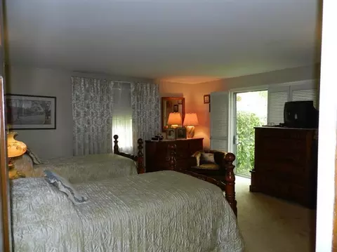 70 Oak Hill Rd, Hyannis, MA 02601 photo 10