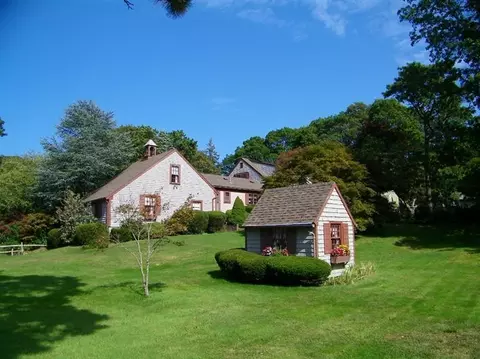 70 Oak Hill Rd, Hyannis, MA 02601 photo 4